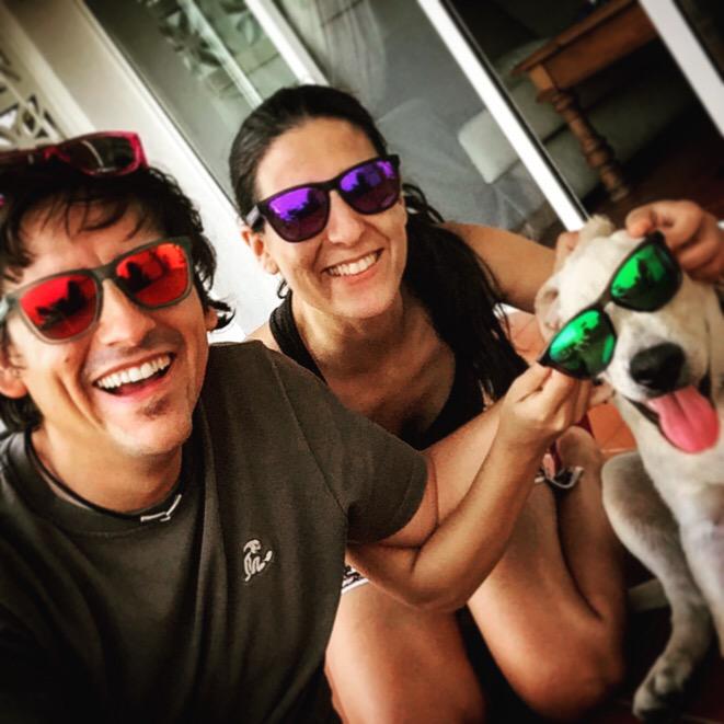 Enrique_MoHe's tweet photo. @HawkersCo Hiru vacilando de gafas molonas!! #regalitosdeverano @Edurne_guvillar #hawkers http://t.co/GNPrGIBG6P