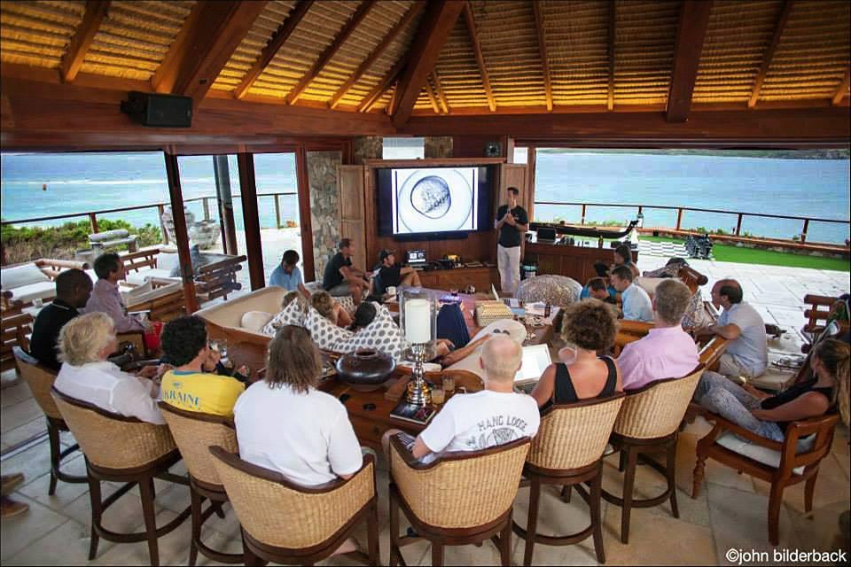 Virgin's tweet photo. “Ordinary people can do extraordinary things in the name of adventure” http://t.co/YRssesTUTy #kitethereef http://t.co/nAfvNmkc2L