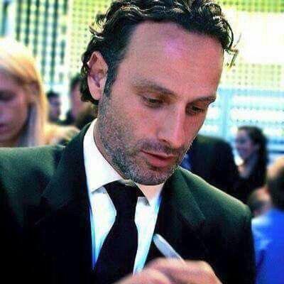 fleurylover's tweet photo. #ILoveLincoln #LincolnLovers #TeamAndyLincoln #SexyAsHell #HesSoDamnHot http://t.co/gFLsz8XzCk