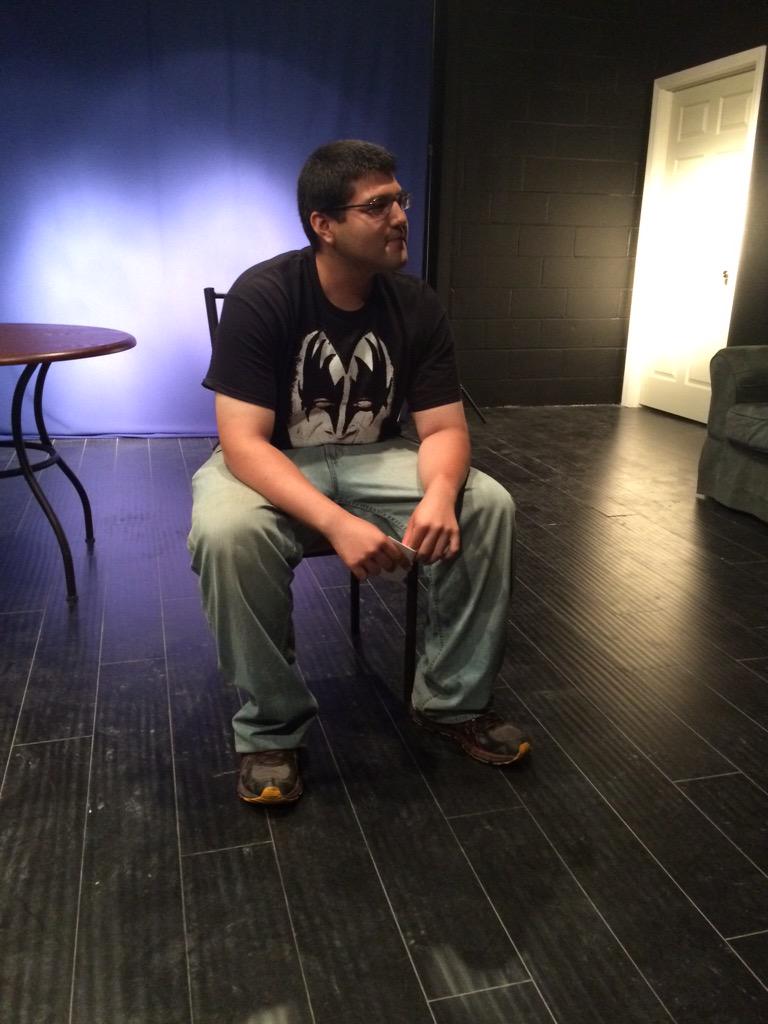 creativehouseli's tweet photo. Monday night Scene Study class with Chris Cardona🎭 #TheChiseler http://t.co/3eoZopFup2