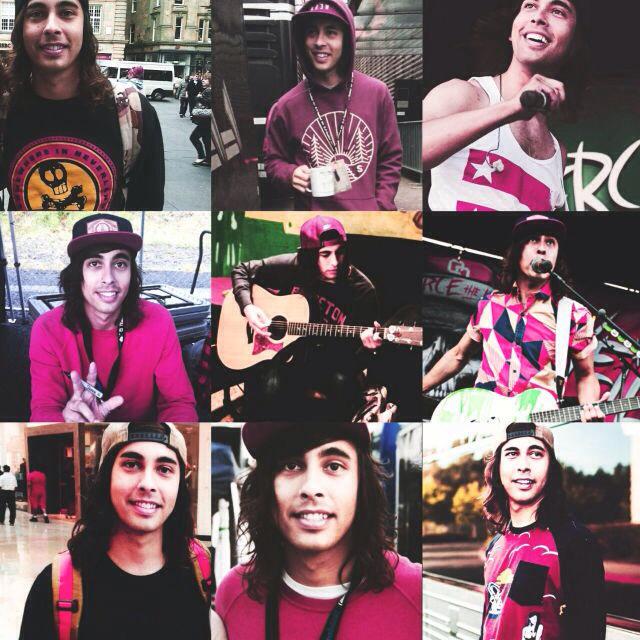 LyricallyPunk's tweet photo. Vic and Kellin in red ~ http://t.co/ol9nR21RXs