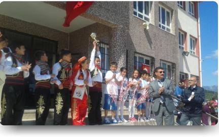 23 Nisan Ulusal Egemenlik ve Çocuk Bayramı
#İZMİR #KARABURUN #Atatürk İlkokulu mebk12.meb.gov.tr/meb_iys_dosyal…