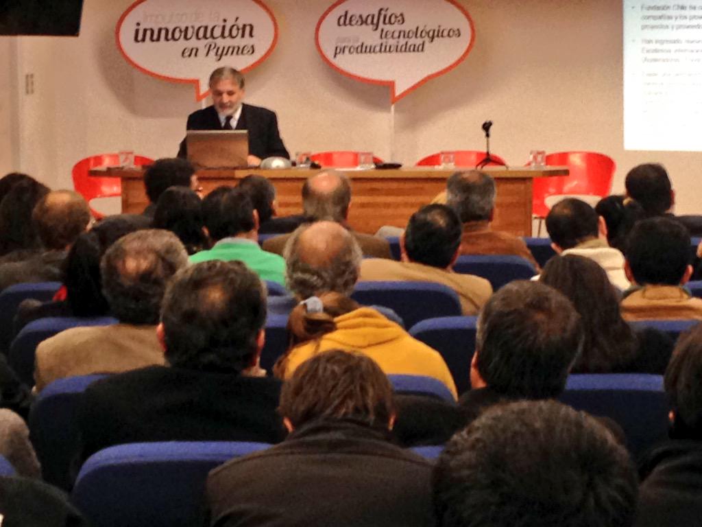 Corfo's tweet photo. VPE @EduardoBitran “No sólo queremos exportar cobre, también bienes y servicios en torno a la minería” http://t.co/XPJikBManT