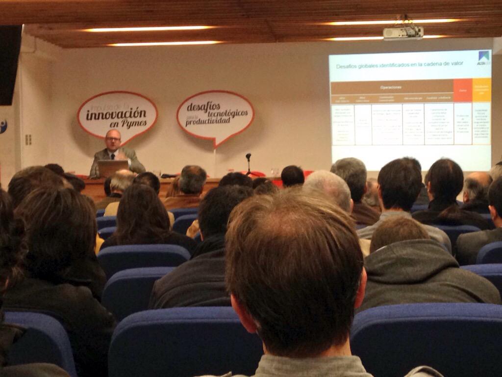 Corfo's tweet photo. Pdte Mauro Valdés “Minas Subterráneas son claves para desarrollar minería sin huellas” http://t.co/AyYUPx06FJ