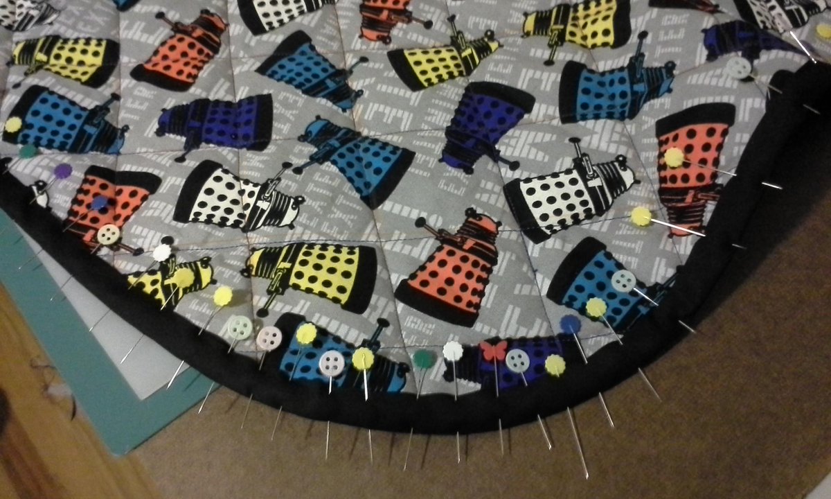 GallantGallop's tweet photo. Yesterday I made a totally excellent dalek/tardis saddle pad, and it will be featured at #WizardWorld Chicago! http://t.co/by10T0N22O