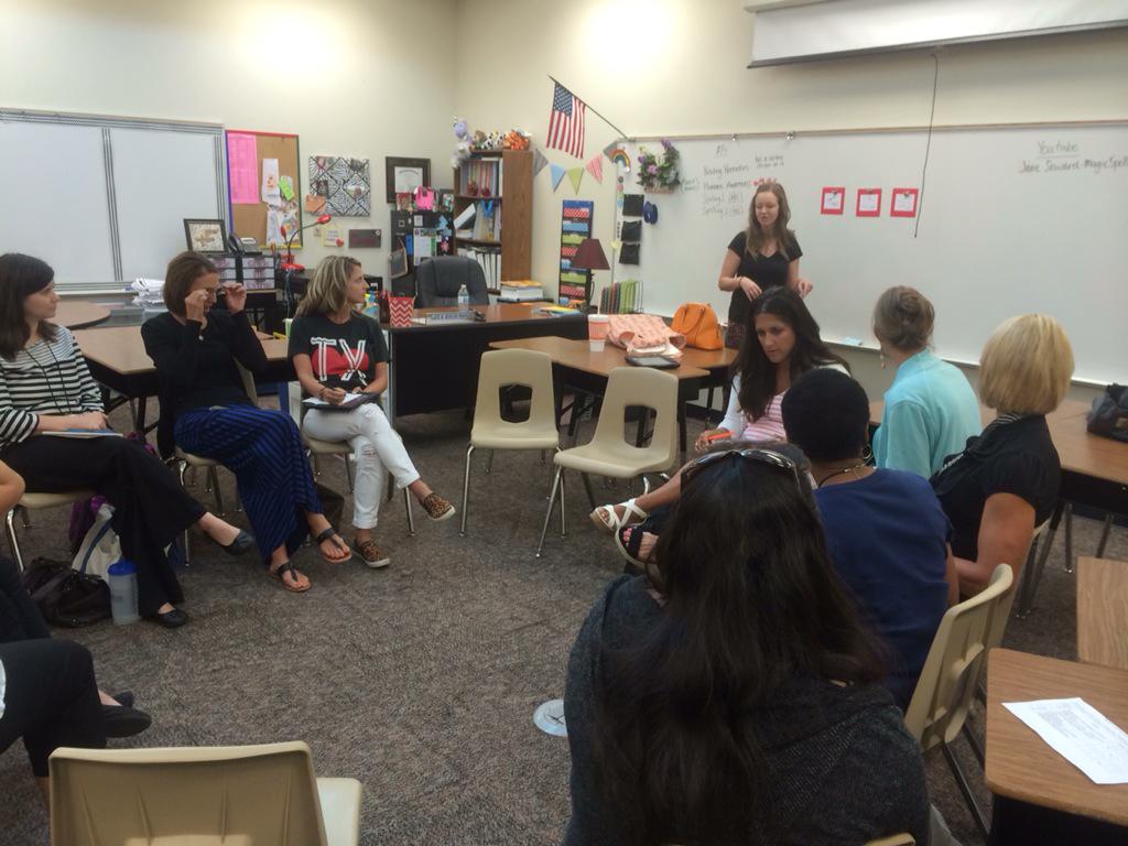 RISD_EarlyLitAc's tweet photo. 1st &amp; 2nd Gr Lit Acad in sm grp sharing sessions about Phonemic Awareness! #risdlearns #iloverockwallisd http://t.co/4hnLa51CSB