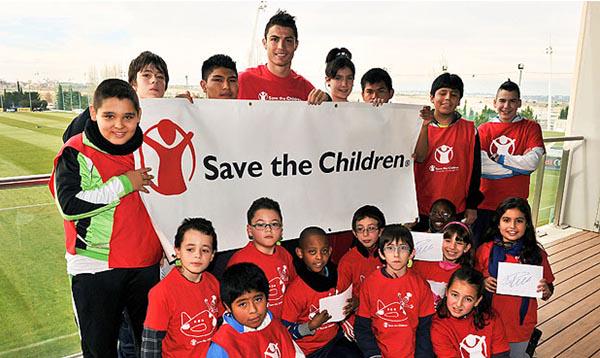 Regista's tweet photo. Cristiano Ronaldo has been named as the world's most charitable athlete. http://t.co/9JlX4DB0kK