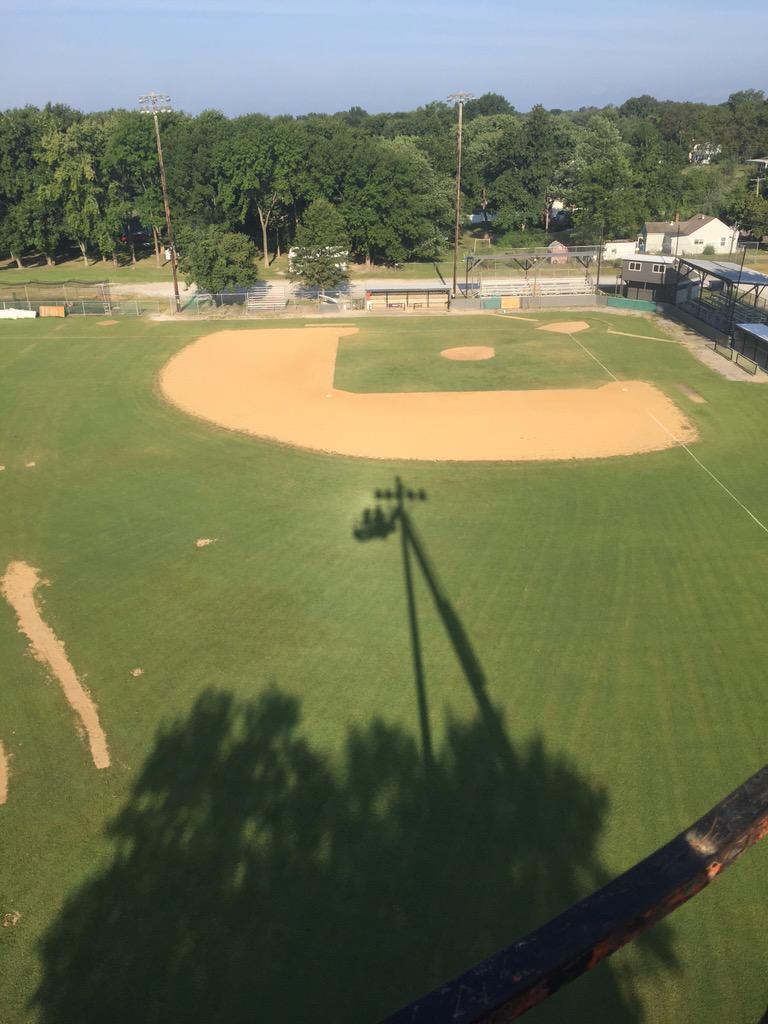 jcrain_2's tweet photo. Just another day at the office! High above Hburg baseball field. #IBEW702 http://t.co/fXfKpwVclt