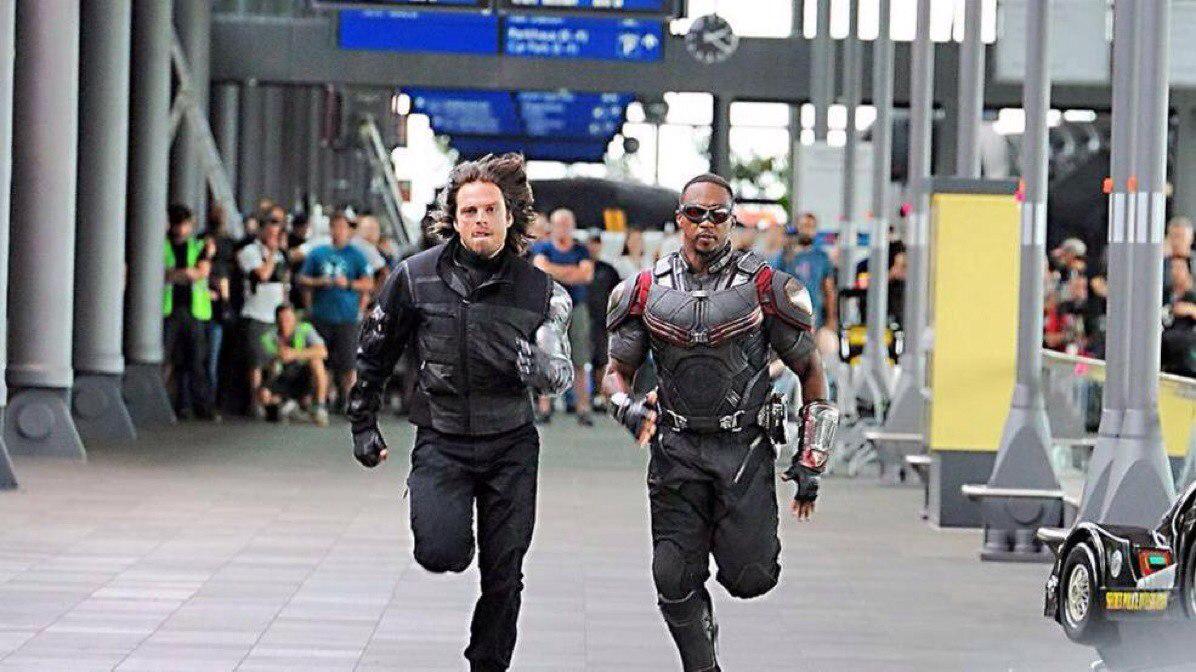FalconSamWilson's tweet photo. Me with Winter Soldier (Bucky Barnes) http://t.co/W4YfgtnJIu