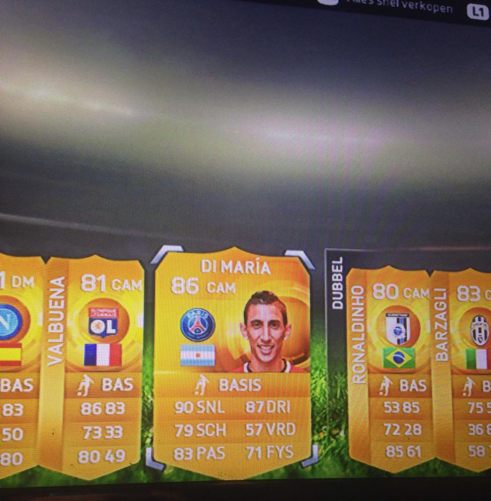 fut15packluckop's tweet photo. In my free tourney pack :) @MattHDGamer @bateson87 #extinctfc http://t.co/MGC3P5j3OS