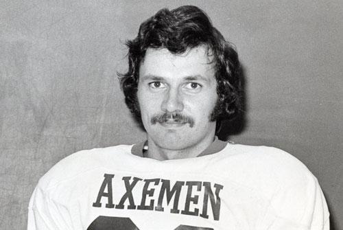 AcadiaAthletics's tweet photo. Time Warp Tuesday. Identify #TWT Athlete &amp; RT your answer - qualify for a summer end draw if you're 1st 2B correct http://t.co/4hPR2b7ONc
