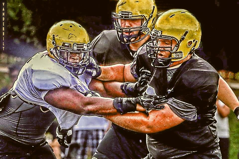 SkipPrince's tweet photo. @mackelreagan @BrunoReagan #GIVINGBACKTOVANDYNATION Looking forward to watching Bruno this year! http://t.co/gCPeDv4GP1