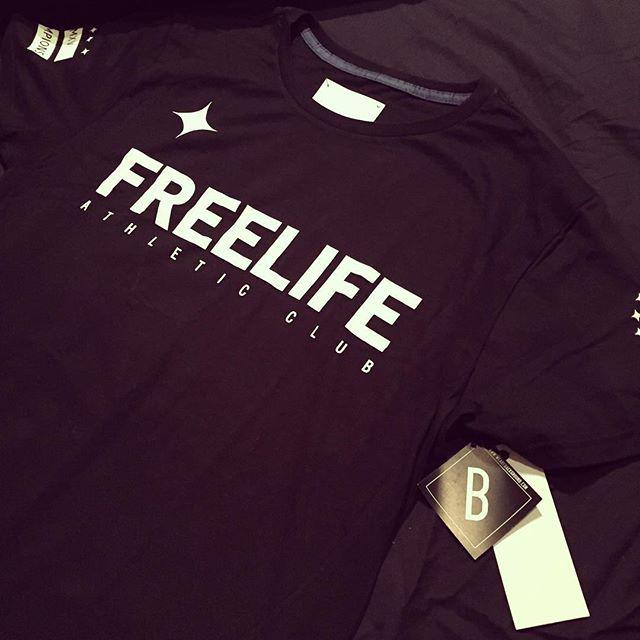 coranovoa's tweet image. Look what arrive at home!! Just available in Spain at @wearebackground Store 👽♥️👽♥️👽♥️ #ba… ift.tt/1MwYIVS