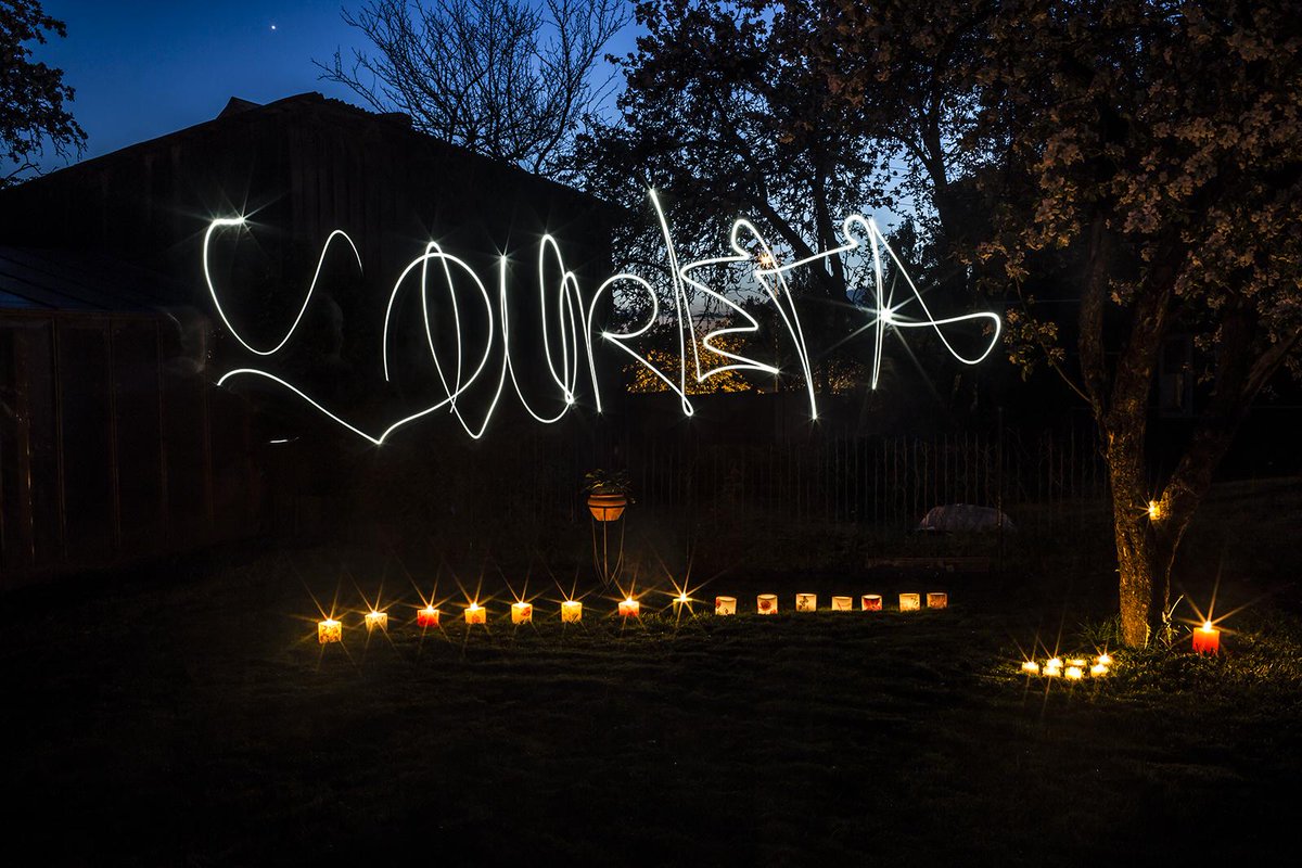 Vakari kļūst arvien tumšāki, izgaismo tos! 
#LauretaCandles