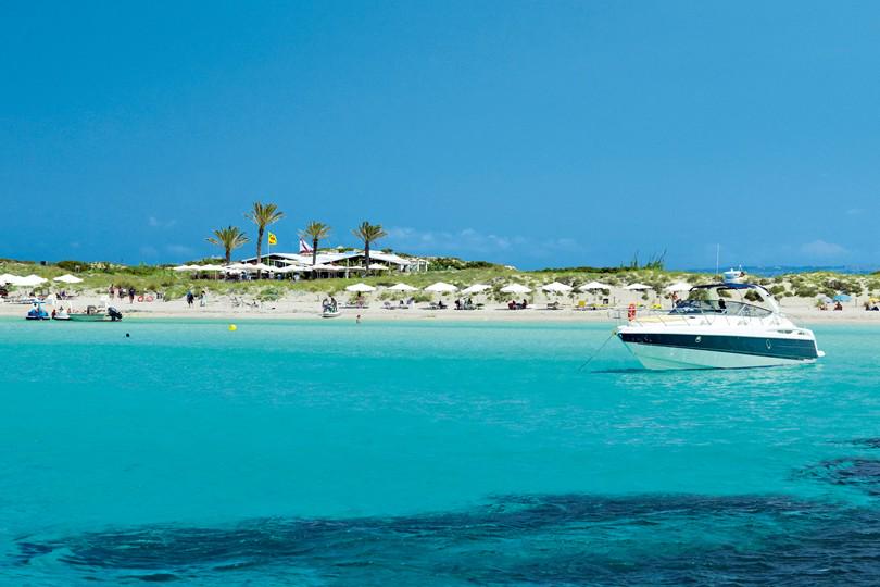 cntraveller's tweet image. One reason to go to Formentera is for the beaches – but that’s not all
po.st/0LoKbd