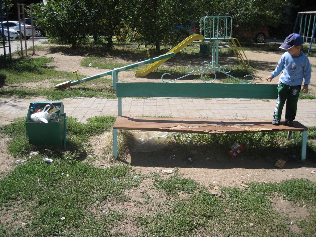 linuxlive2014's tweet image. #детскаяплощадкаАстаны