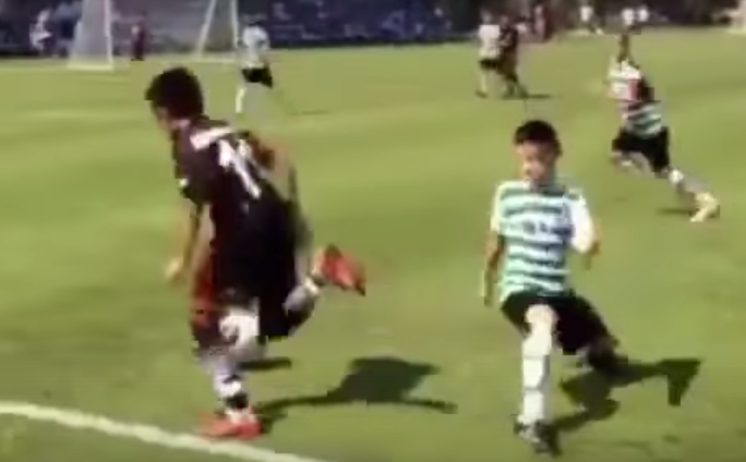 VIDEO: 12-year-old phenom pulls a Ronaldo with a ridiculous goal in Turkey (via @br_uk) ble.ac/1JfKN5y