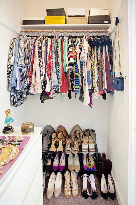AptTherapy's tweet photo. Dorm Room Survival Ideas: How To Pack the Clothes You'll… http://t.co/iVKFIHimJr #StorageClosets #QuickTips http://t.co/bcvWlCnnKd