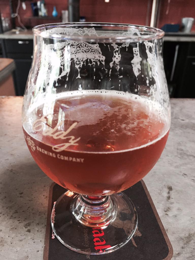 Enjoying a Racer 15 by <a href="/BearRepublic/">Bear Republic</a> - good stuff.