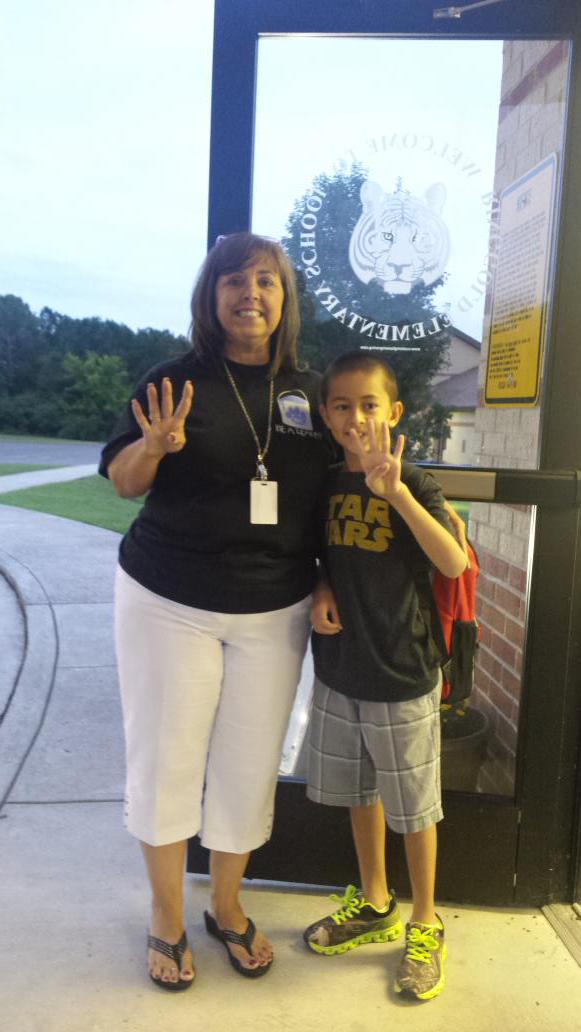 res_nmcumber's tweet photo. I am happy Trent is part of a great school. #res_teachers #res_tbearden #lwhitely #kerwin Love you all, thank you! http://t.co/wTLT9ecEGy
