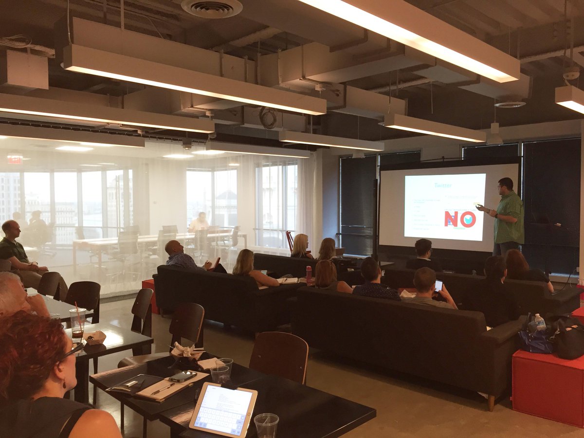 webappclouds's tweet image. SalonCloudsPlus Event!