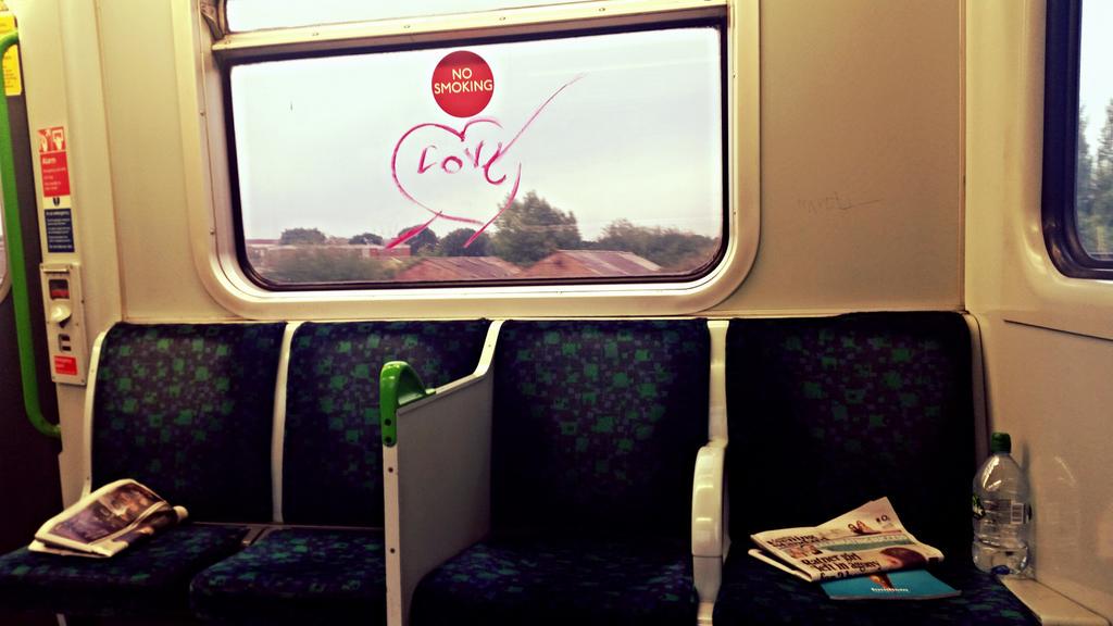 TheAmyRawlings's tweet photo. TFL artwork......They're really getting down with the kids.....#districtline http://t.co/encZVZzJOa