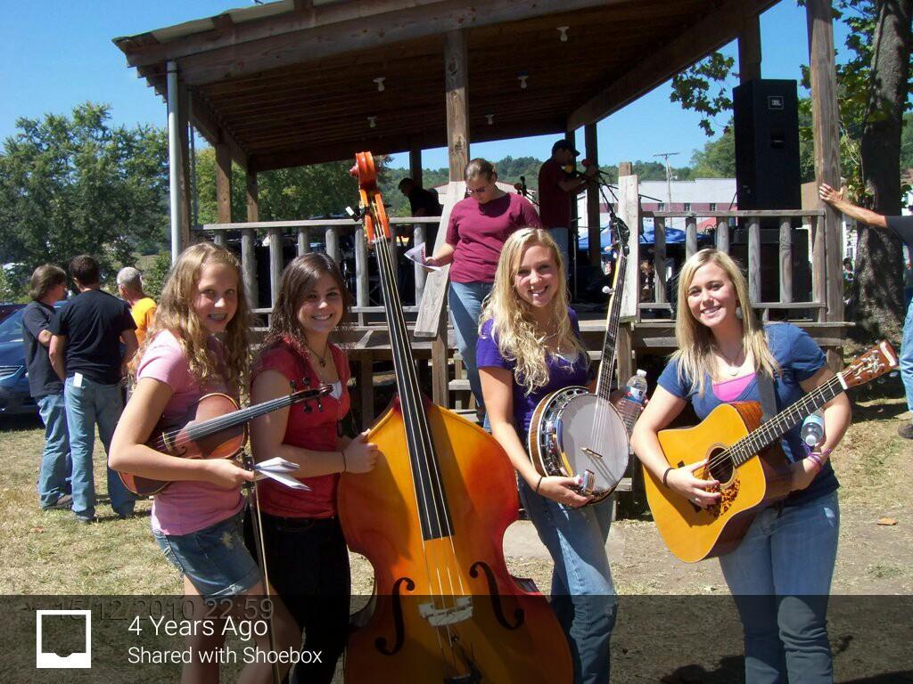 rivercrawl's tweet photo. # picTimes Past# Festival by River#indulge Appalachia.October 3rd 2015 Fries Town Park Fries,Virginia http://t.co/sHkS0idE0H
