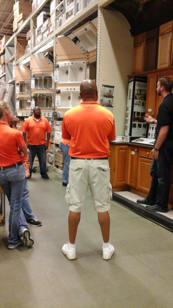 consueloTHD93's tweet photo. RSI Rep. John Ash holds a PK with store 366.....😎 http://t.co/LbRZ5SlCUT