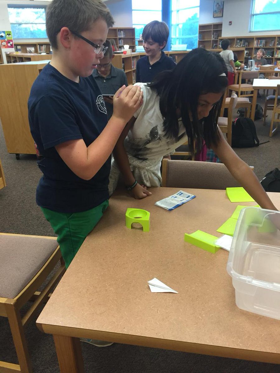 Lindsey Renaud tweet media