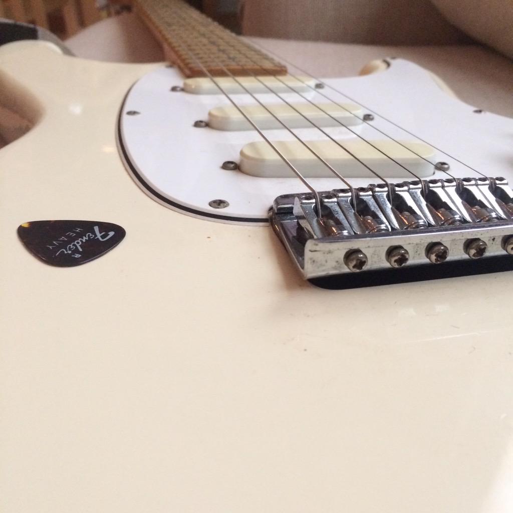 ConnorJohnson_7's tweet photo. Finally started actually learning guitar seriously for real this time
#learninganewinstrument http://t.co/QuGPyTiiuc