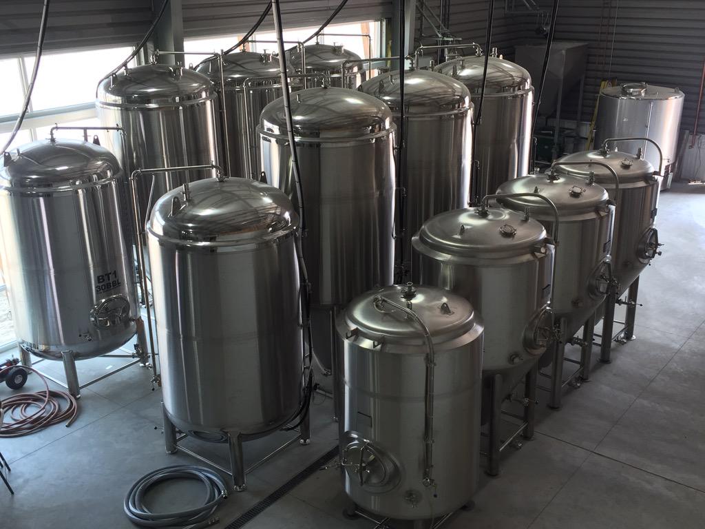 PowderhausBrew's tweet image. More stainless showed up today! #Powderhaus