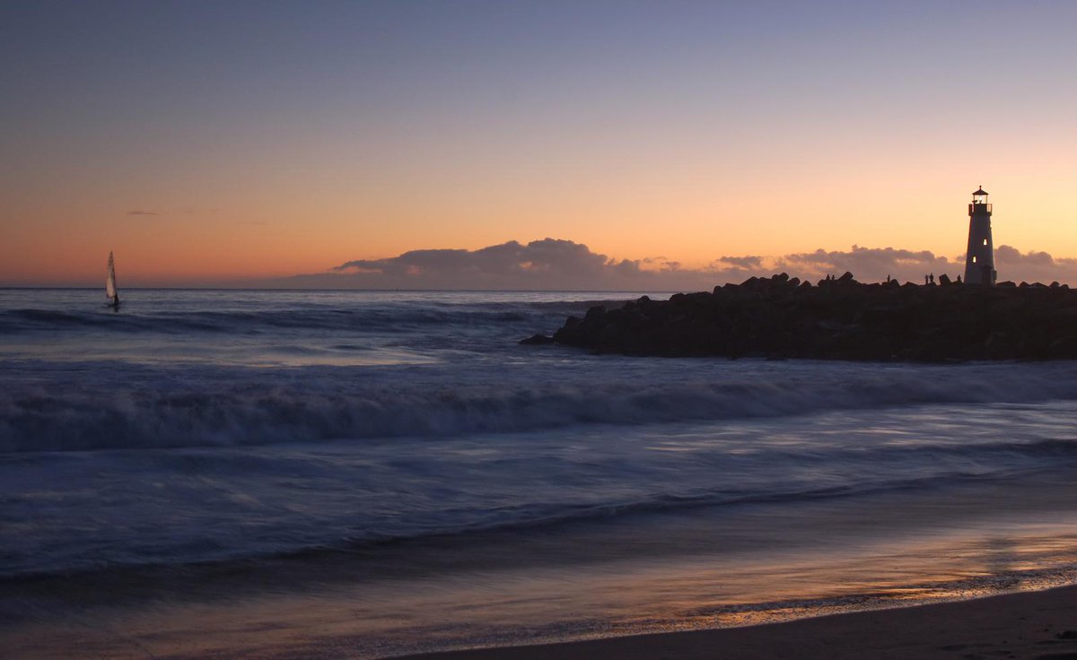 IRONMANtri's tweet photo. Less than 50 entries remain for IRONMAN 70.3 Santa Cruz! If you want to race, get in soon! http://t.co/Mw7DqnjRbg http://t.co/9IYEVVTDqy