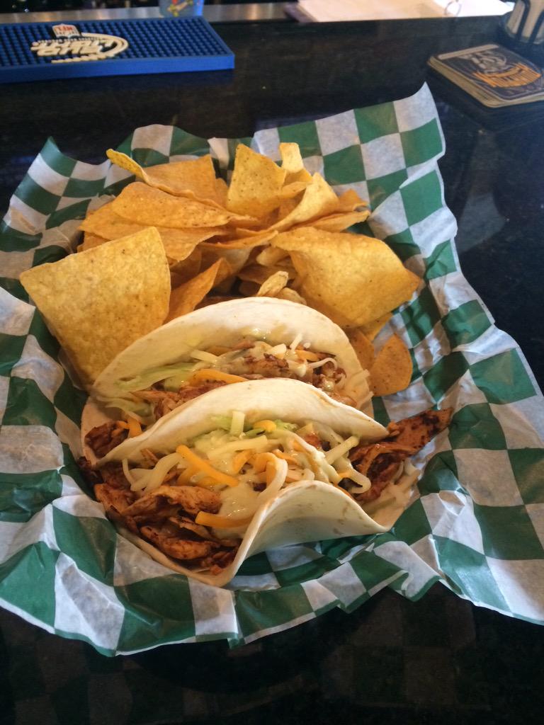 AuburnBeefs's tweet photo. It's Taco Tuesday!! 2 chicken, steak, or fish tacos with chips and salsa for ONLY $5.49! Come see us! http://t.co/aMm2eUSlov