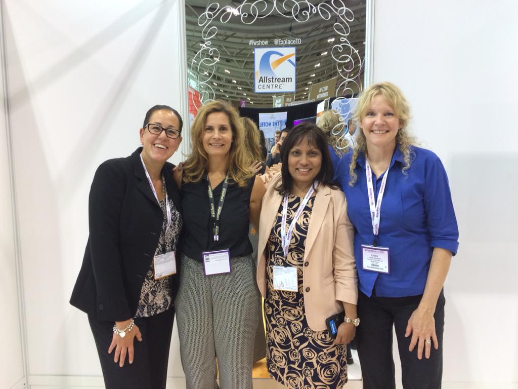 stephanie lander tweet media