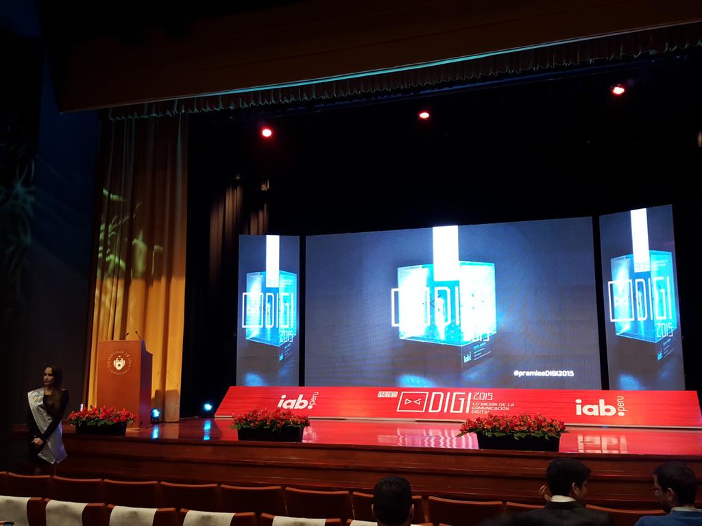 sSicheri's tweet image. Esperando el inicio...  #PremiosDigi2015