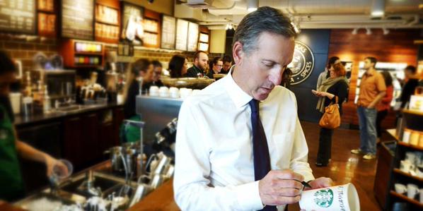 BusinessInsider's tweet photo. Starbucks CEO: We are growing because we invested in tech http://t.co/3ouFfMnoti http://t.co/h5pQskUfgU