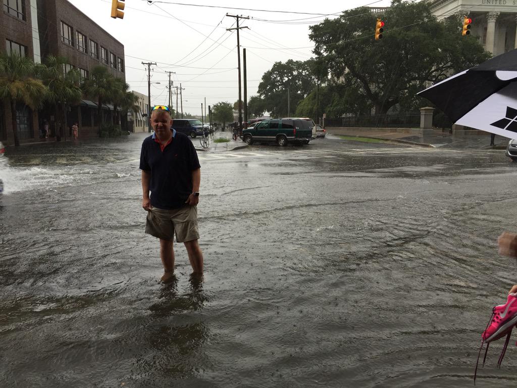 ashleywelde's tweet photo. #charlestonflood http://t.co/VZUvT8YPkP