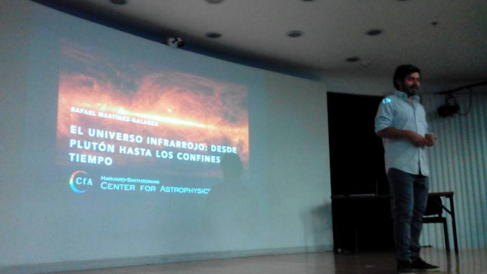 astro_lawyer's tweet photo. Conferencias buenas de #RAC2015 y conferencias del nivel de @juramaga Como dirían por ahí ''Mucho lo bueno, mano'' http://t.co/vo68UcXqCj