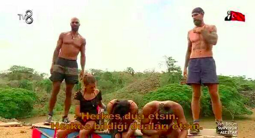 CMuDlW1VEAEJmFw.png