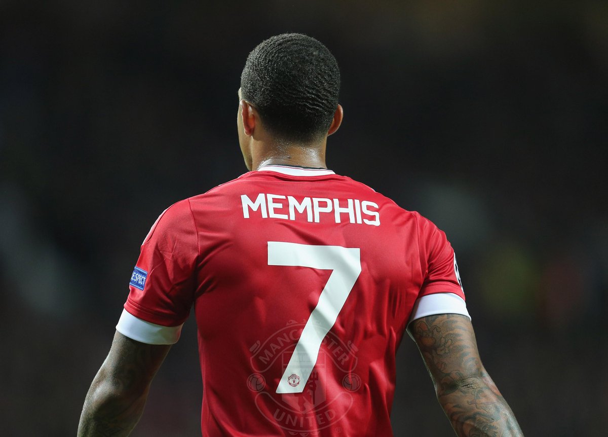 ManUtd's tweet image. Louis van Gaal hails the performance of @Memphis: "I want to kiss him tonight!" #mufc