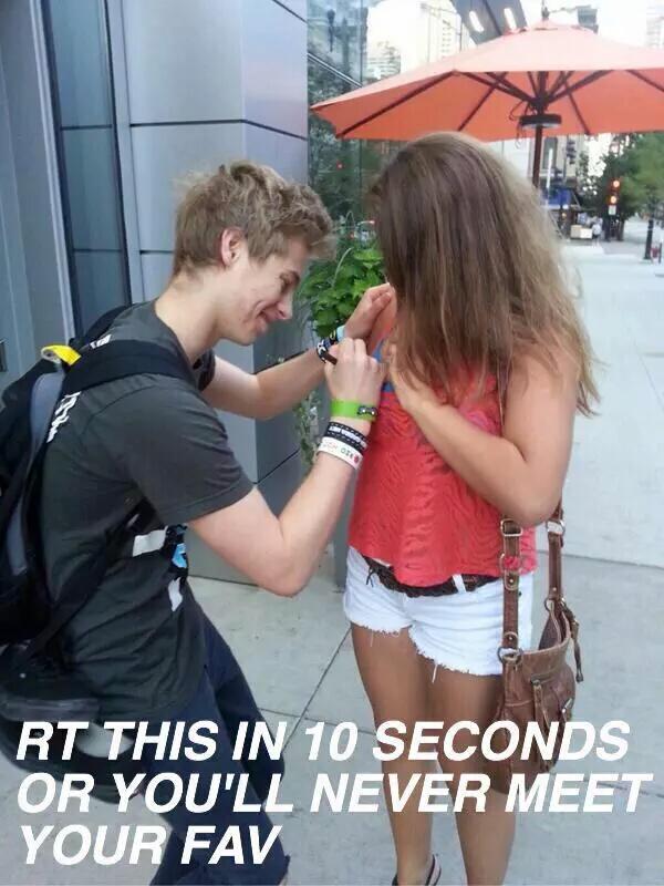 rt for good luck!!!! #ShesKindaHotVMA