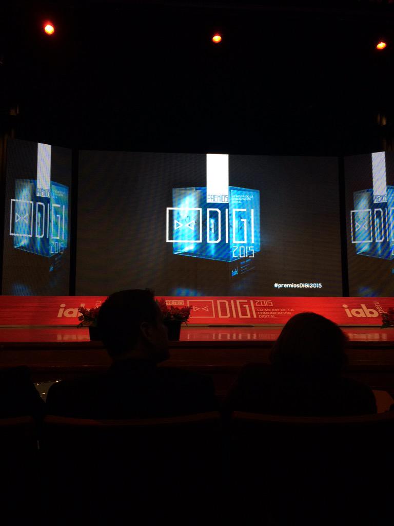 gfalconic's tweet image. #PremiosDIGI2015 ese es