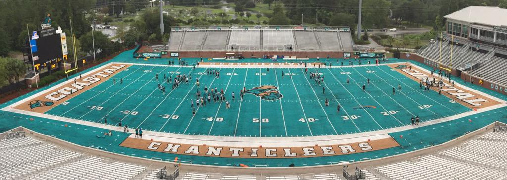 CoastalFootball's tweet photo. Had some inclement weather for #TealTuesday but we still got our work in. Getting better every day! #BAM #GoTeals http://t.co/mshQ4fTjsu