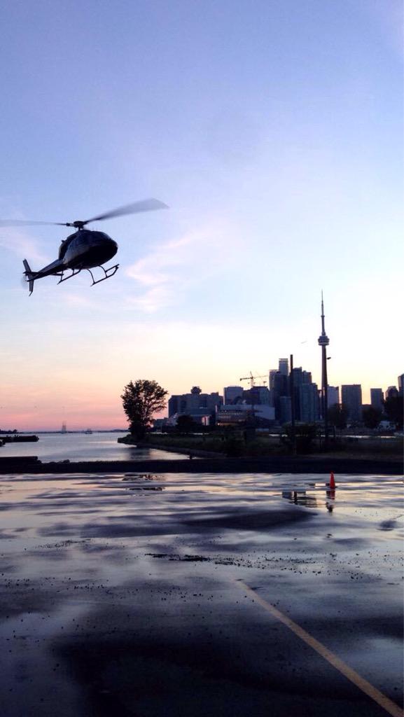 What a sight. #aviation #helicopter #toronto