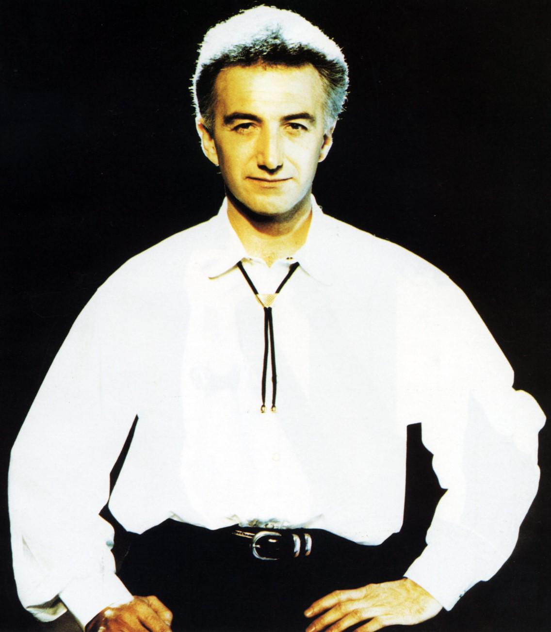 Happy Birthday to one of the greatest bass players and songwriters, Mr. John Deacon! 