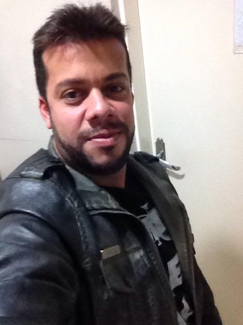 Edy_Sakanagem's tweet photo. Boa-noite galera, depois de tantos anos olha eu aqui novamente kkkkkkkkk http://t.co/yd8gF4BDjm
