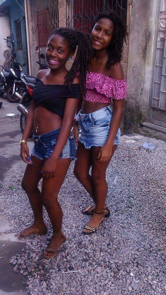 MiilaRodrigues3's tweet photo. Irmã Amoo Vcë 😍☺😘💞 #Duuda http://t.co/KzsTSHXoiz