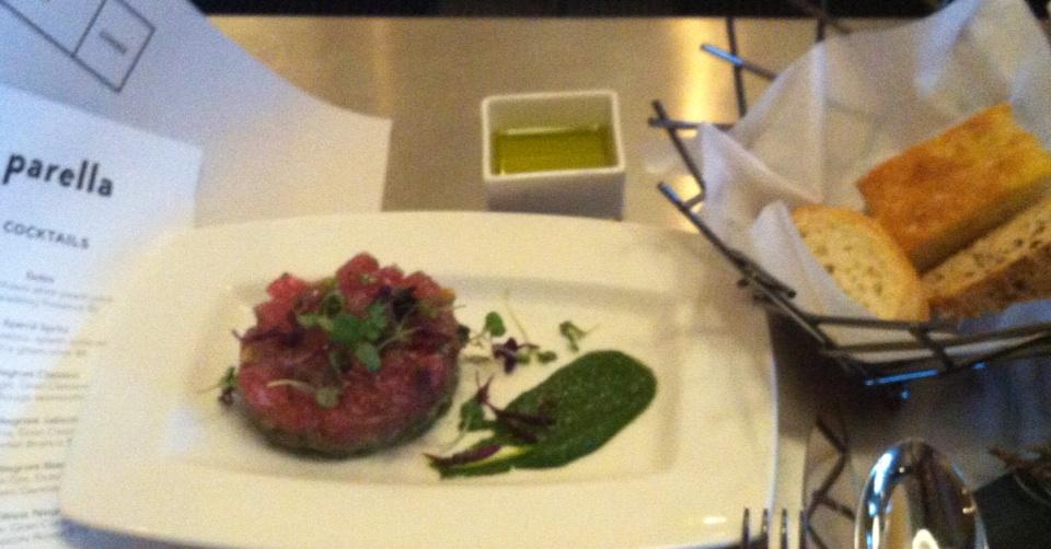 michaelchef's tweet photo. “@iolaann: Super Tuna Tartare and delicate breads too @Parella in Uptown http://t.co/0K6NiOnonT” @parellampls