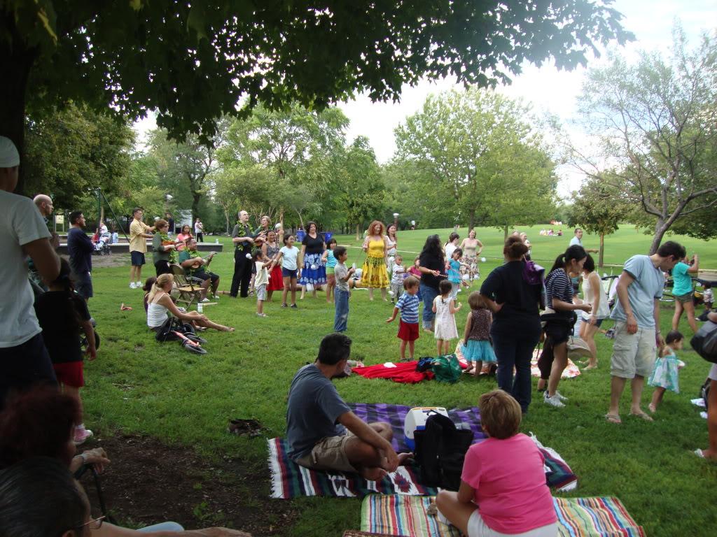 Come out &amp; play at #ToddlerTunesTurtles at #SmithPark, 2526 W Grand, on 8/20 @ 5:30pm w/ live music &amp; live animals!
