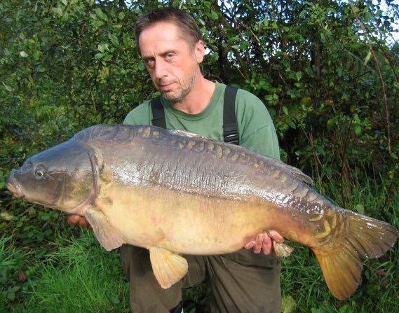 BassInvaders1's tweet image. Remembering my mate Glyn Leach @BoxingMonthlyED one year gone &amp;amp; much missed.